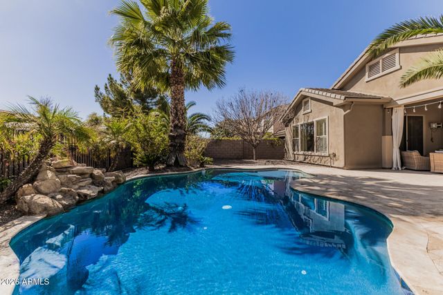 1397 E GLACIER Place, Chandler, AZ 85249