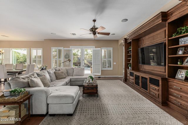 1397 E GLACIER Place, Chandler, AZ 85249