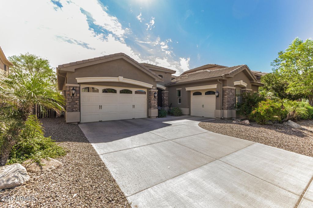 1397 E GLACIER Place, Chandler, AZ 85249