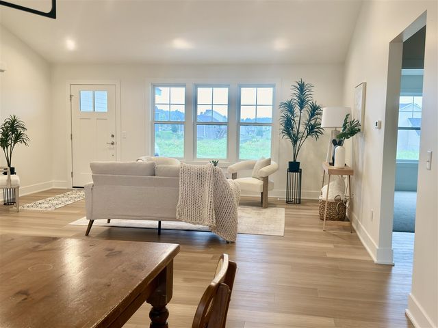 11802 Everett Avenue, Allendale, MI 49401