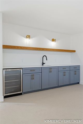11802 Everett Avenue, Allendale, MI 49401