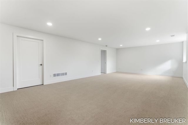 11802 Everett Avenue, Allendale, MI 49401
