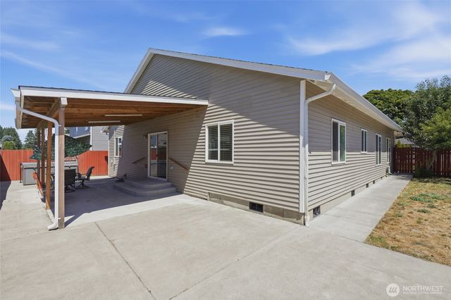 8600 NE 90th Place, Vancouver, WA 98662