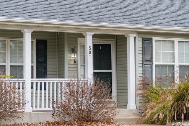 501 Shepherds Cove Drive, Osceola, IN 46561