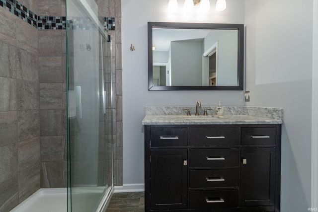 501 Shepherds Cove Drive, Osceola, IN 46561