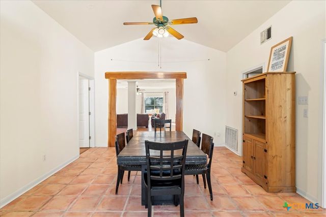 9 Ridgewood Circle, Wimberley, TX 78676