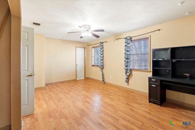 9 Ridgewood Circle, Wimberley, TX 78676