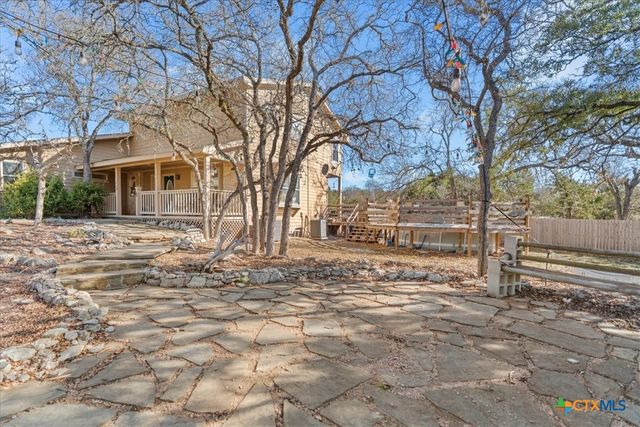 9 Ridgewood Circle, Wimberley, TX 78676