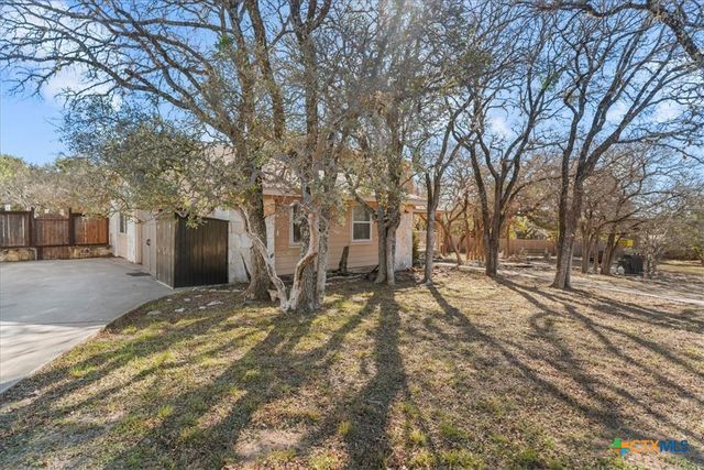 9 Ridgewood Circle, Wimberley, TX 78676