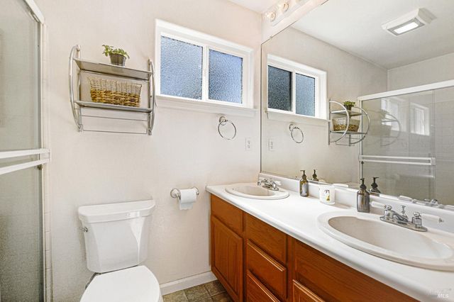 2236 Mission Blvd, Santa Rosa, CA 95409