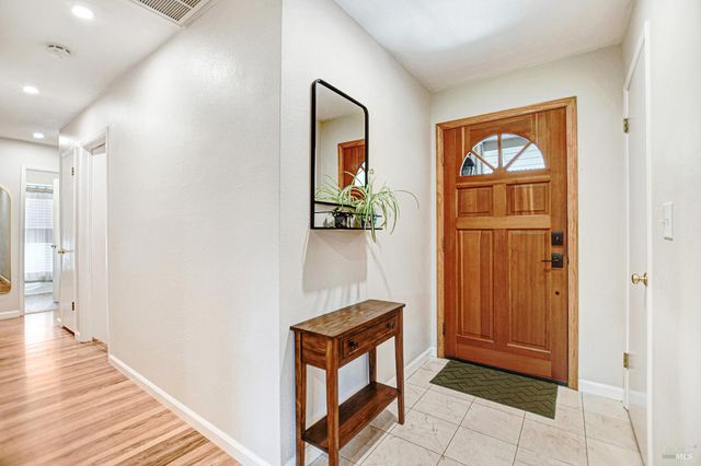 2236 Mission Blvd, Santa Rosa, CA 95409