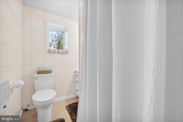 612 WYNONAH DR, Auburn, PA 17922