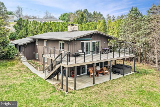 612 WYNONAH DR, Auburn, PA 17922