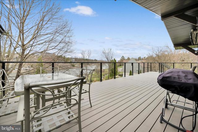 612 WYNONAH DR, Auburn, PA 17922