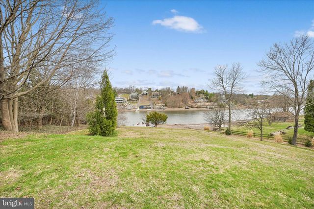 612 WYNONAH DR, Auburn, PA 17922