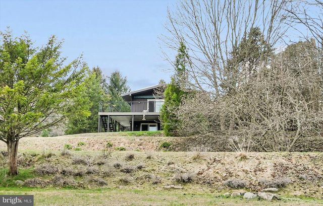 612 WYNONAH DR, Auburn, PA 17922