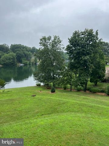 612 WYNONAH DR, Auburn, PA 17922