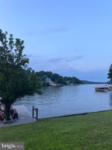 612 WYNONAH DR, Auburn, PA 17922