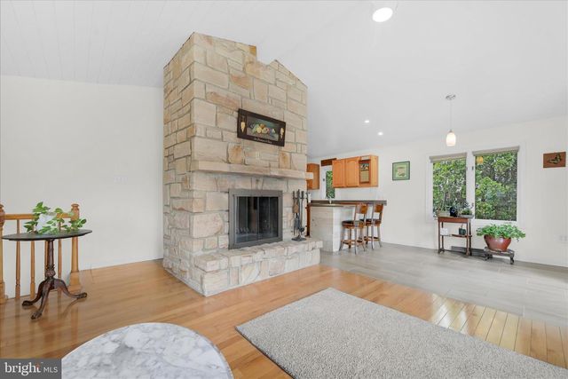 612 WYNONAH DR, Auburn, PA 17922