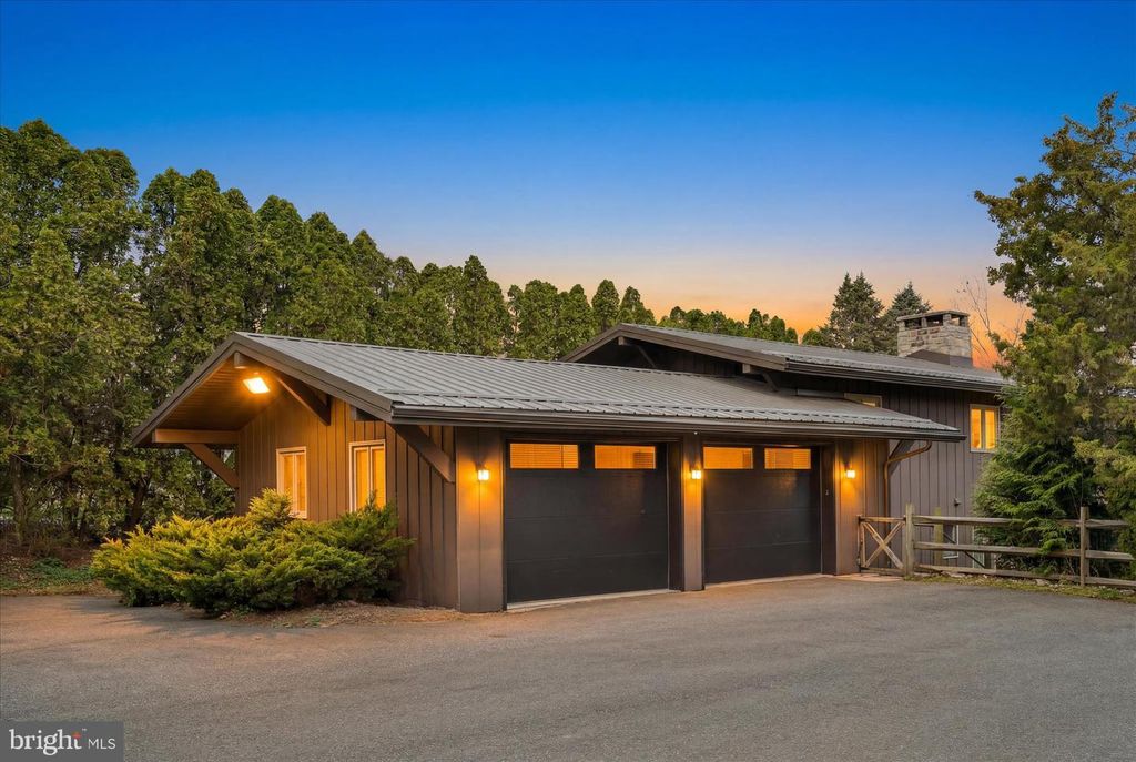 612 WYNONAH DR, Auburn, PA 17922