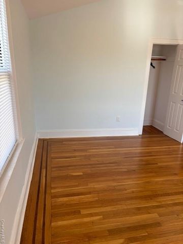 367 E Chester Street Upper, Long Beach, NY 11561