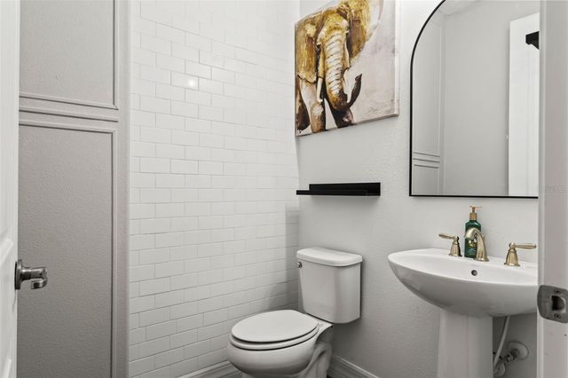 8184 OLIVE BROOK DRIVE, Wesley Chapel, FL 33545