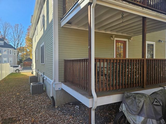 20 Massasoit St, Boston, MA 02136