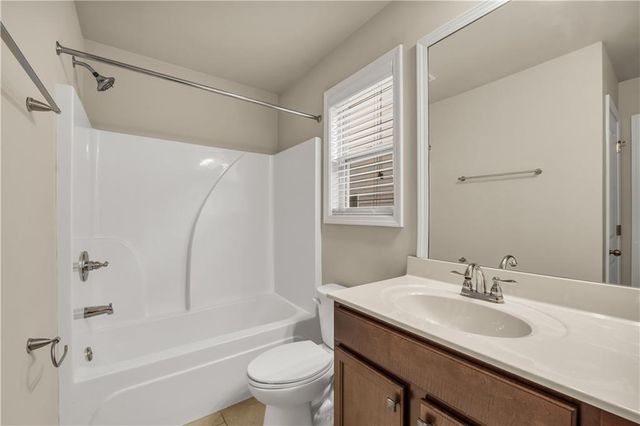 559 Myrtle trace Lane, Suwanee, GA 30024