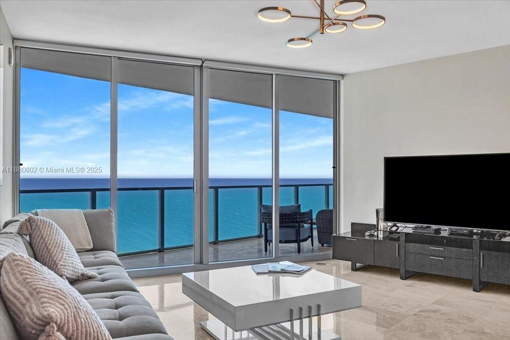 3101 S Ocean Dr 2307, Hollywood, FL 33019