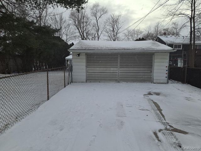 15854 Leona Drive, Redford, MI 48239