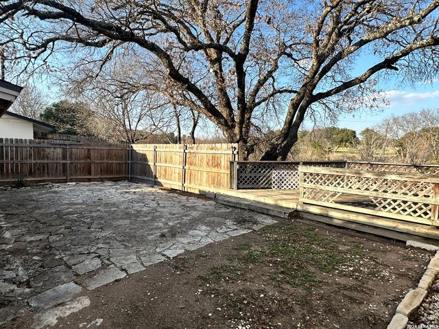 510 Lake Drive, Kerrville, TX 78028