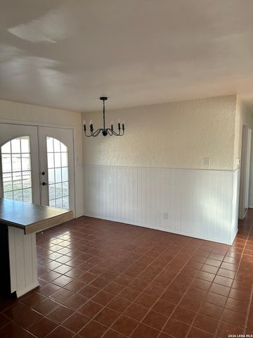 510 Lake Drive, Kerrville, TX 78028