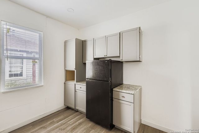 102 Aganier, San Antonio, TX 78212