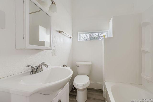 102 Aganier, San Antonio, TX 78212