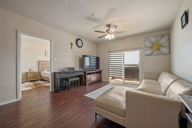 1100 W Trinity Mills Road 3028, Carrollton, TX 75006