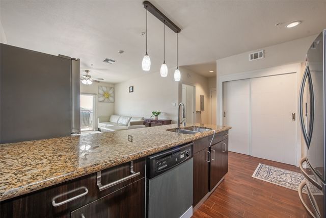 1100 W Trinity Mills Road 3028, Carrollton, TX 75006