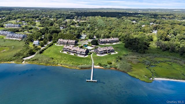 59 Watchogue Avenue 25, East Moriches, NY 11940