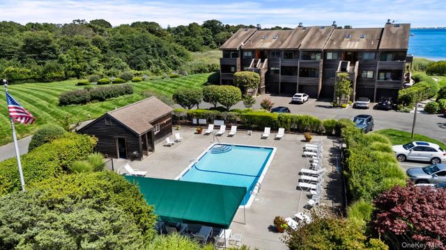 59 Watchogue Avenue 25, East Moriches, NY 11940