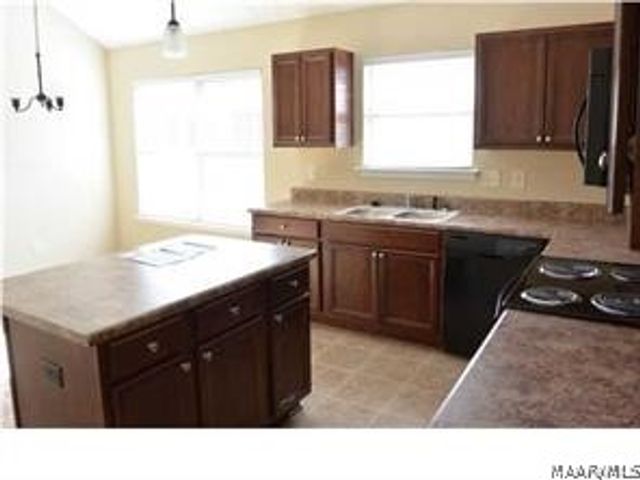 570 Chatsworth Drive, Montgomery, AL 36109