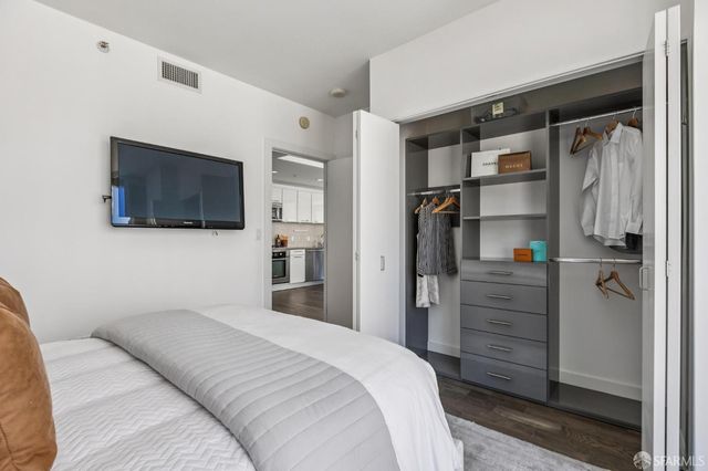 1 Hawthorne Street 17F, San Francisco, CA 94105