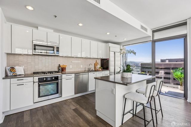 1 Hawthorne Street 17F, San Francisco, CA 94105