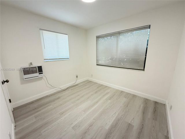 2417 NW 20th St 1, Fort Lauderdale, FL 33311