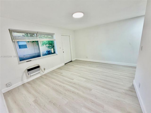 2417 NW 20th St 1, Fort Lauderdale, FL 33311