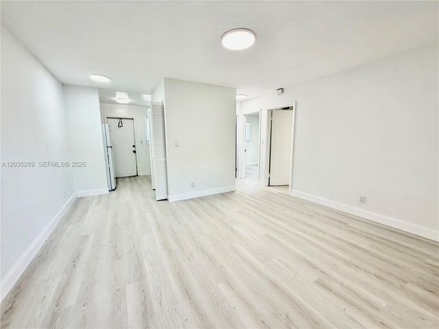 2417 NW 20th St 1, Fort Lauderdale, FL 33311