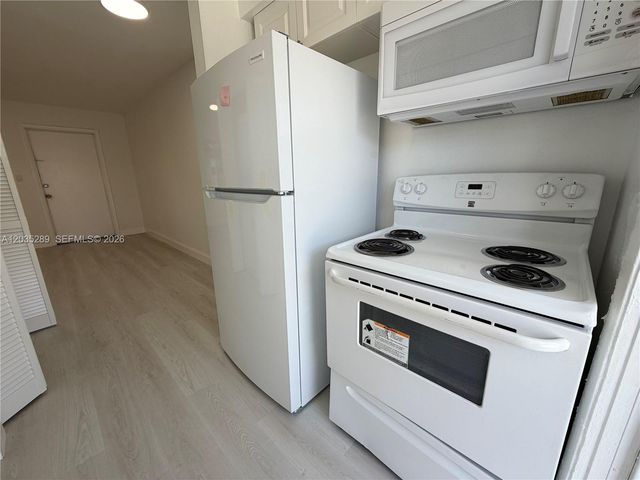 2417 NW 20th St 1, Fort Lauderdale, FL 33311