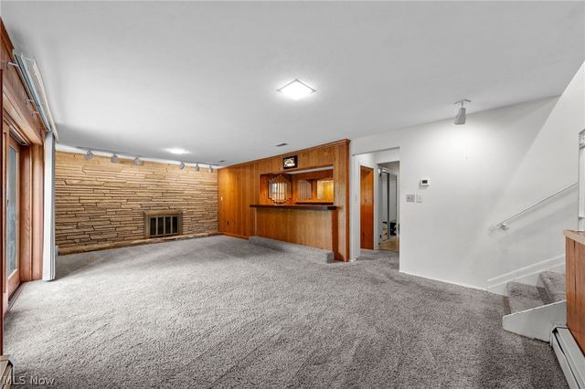 16385 Glendale Avenue, Strongsville, OH 44136