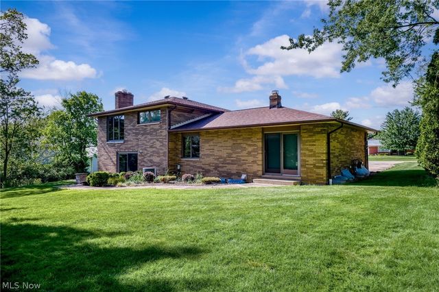 16385 Glendale Avenue, Strongsville, OH 44136