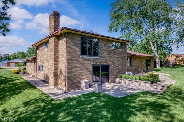 16385 Glendale Avenue, Strongsville, OH 44136
