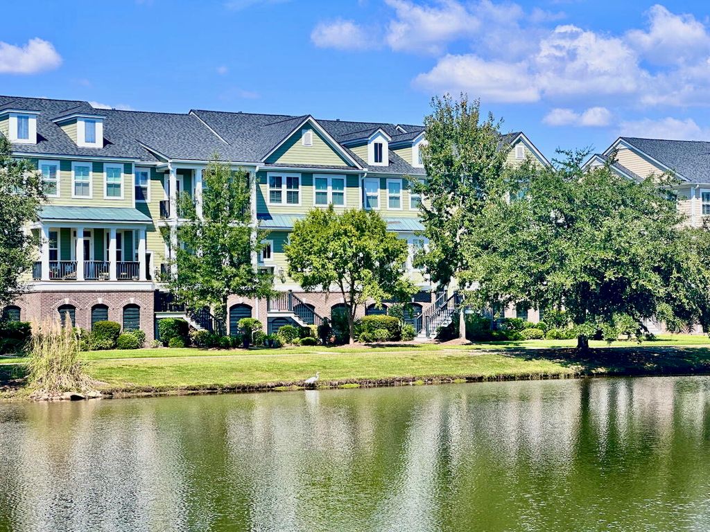 2416 Kendall Drive, Charleston, SC 29414