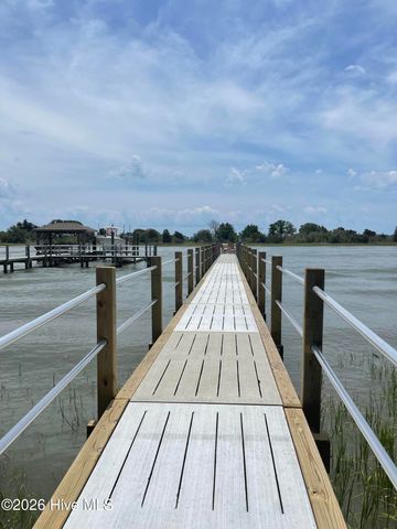1848 Oak Harbour Drive SW, Ocean Isle Beach, NC 28469